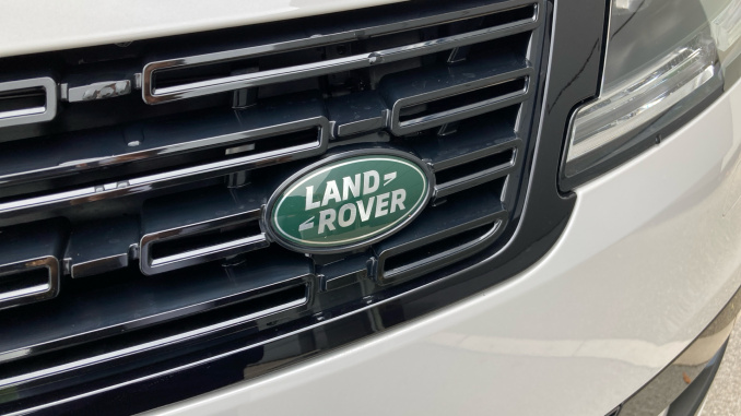 Land Rover Range Rover Sport 3.0 D300 Dynamic SE 5dr Auto Diesel Estate - Image 24